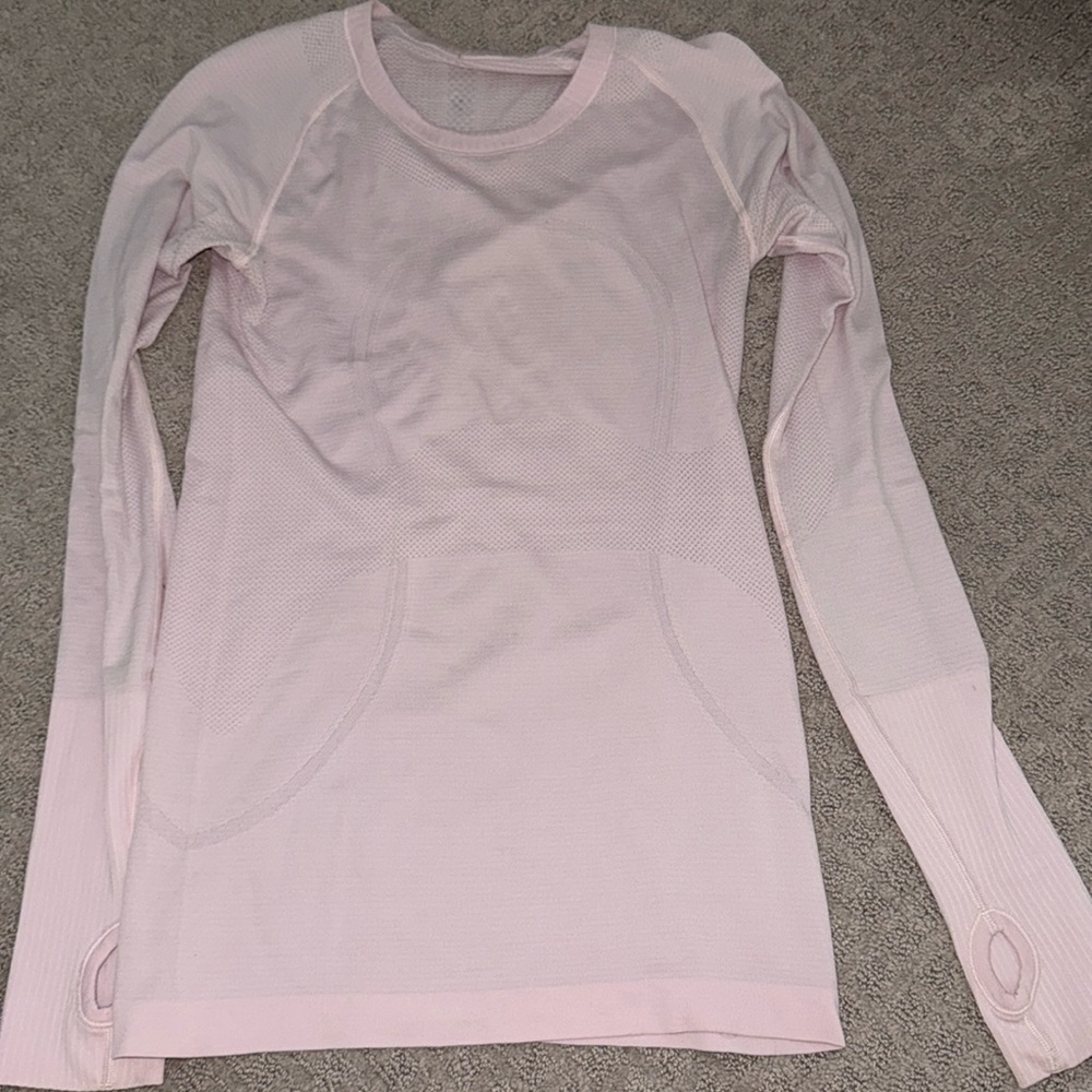 Lululemon swiftly tech